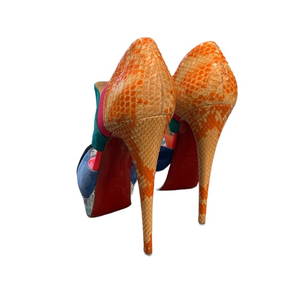Christian Louboutin Python Fresh Heels (Special Edition) - Picture 4 of 6